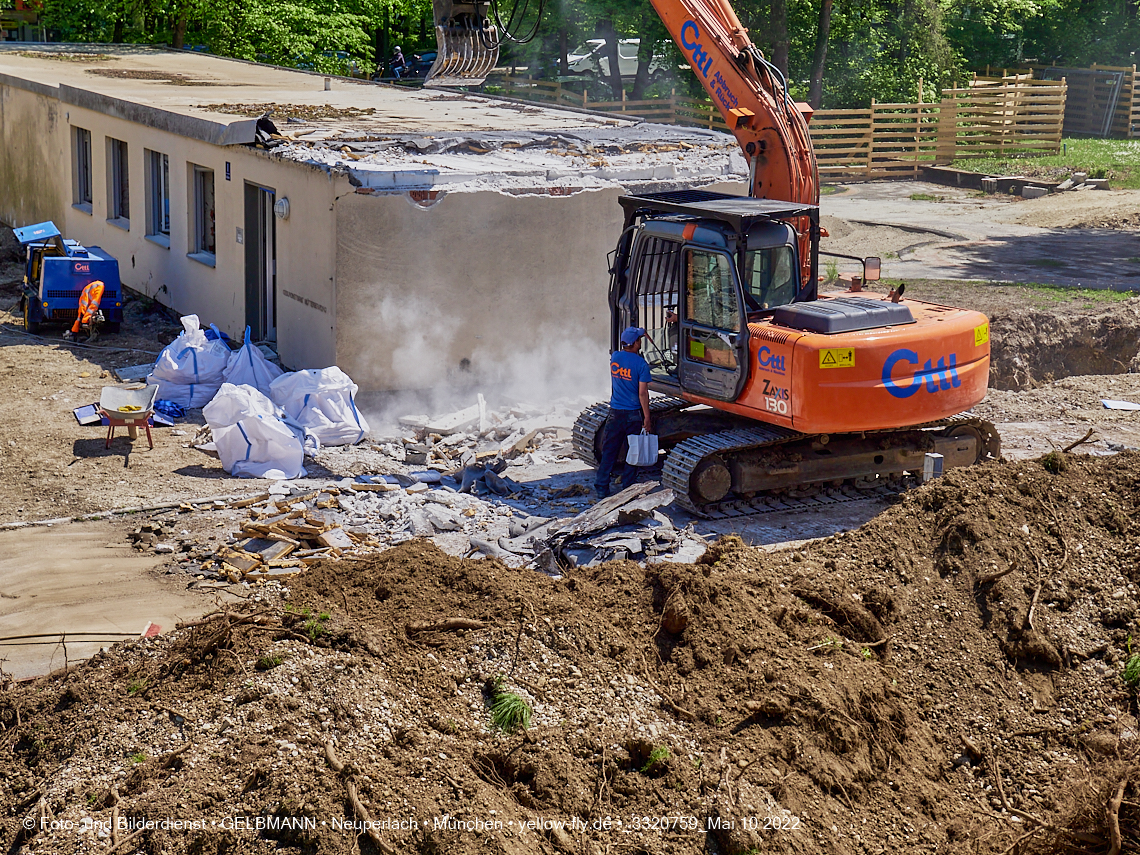 10.05.2022 - Baustelle am Haus für Kinder in Neuperlach
